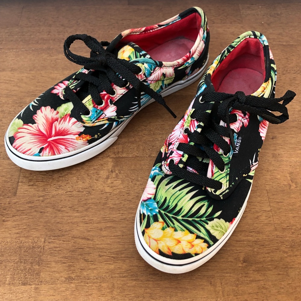 Vans Era Hawaiian Hibiscus Floral Canvas Lace-up Shoes (Women's 7.0) - Picture 3 of 11